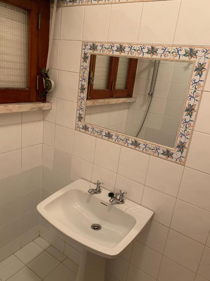 Rostelbem Guesthouse Лиссабон Экстерьер фото